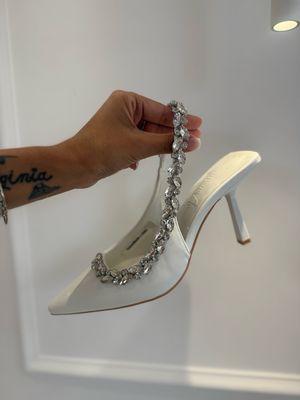 décolleté con pietre