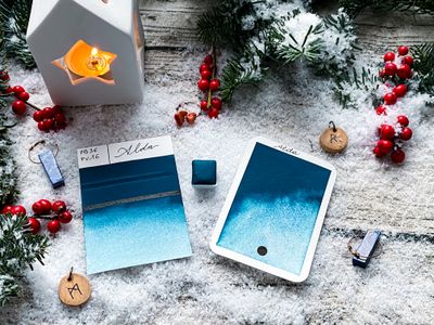 ALDA  - aquarelle bleue canard artisanale fabriquée à la main à Paris