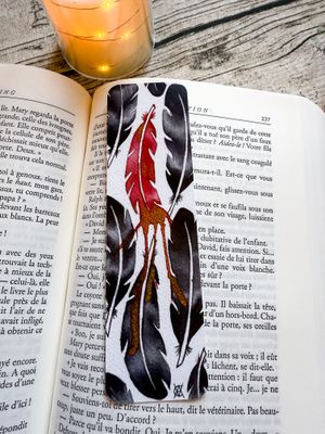 MARQUE PAGE PLUMES NOIRES