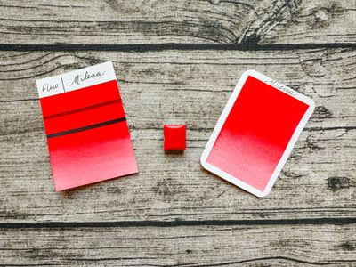 MILENA : Aquarelle rouge artisanale fabriquée à la main à Paris