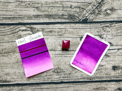JACINTA : Aquarelle violette artisanale fabriquée à la main à Paris