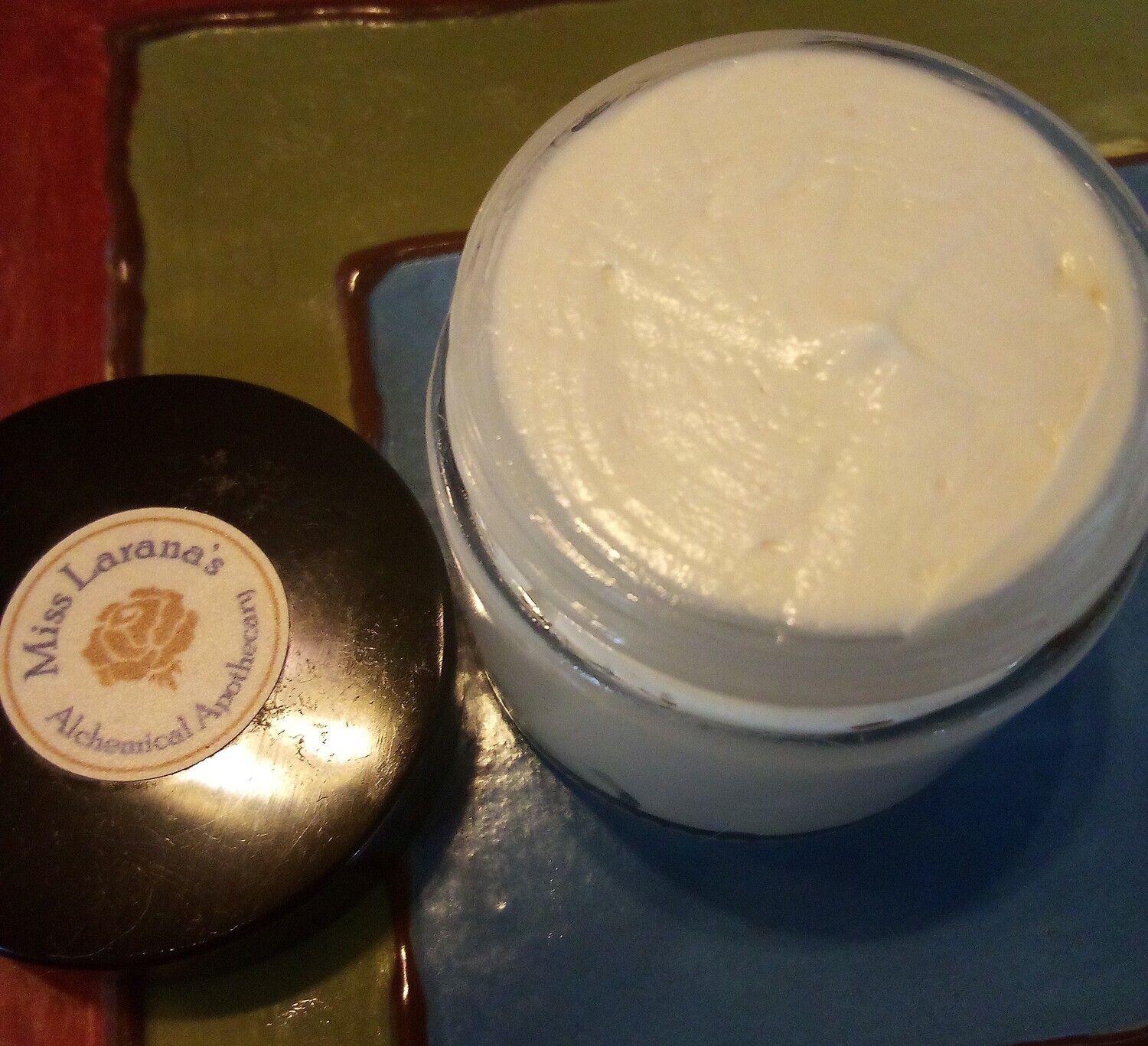 Organic Black Seed Oil, Tonka Bean, &amp; Lemongrass Body Butter - dissolve your cellulite