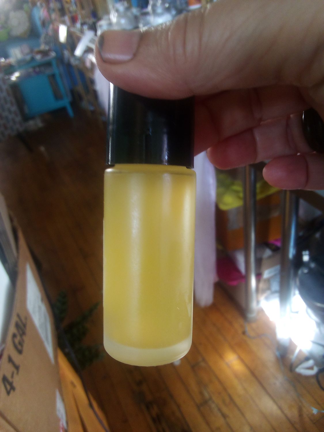 Organic Sacred Yoni Serum Roll On -30ml