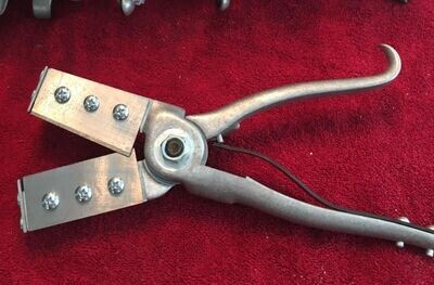 Batchler All-In-One Castrator