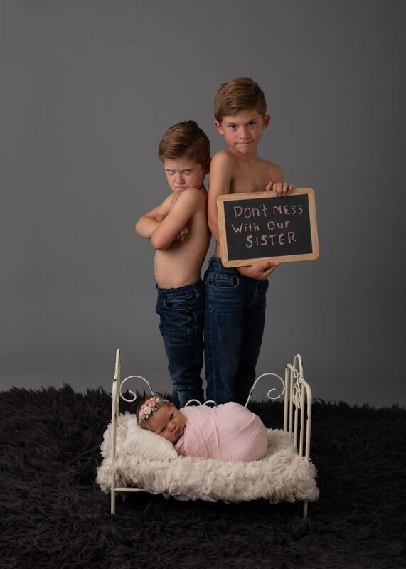 Newborn With Family & Siblings