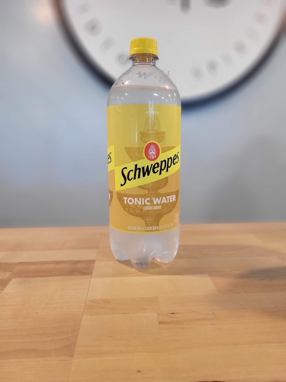 Schweppes Dry Tonic Water 1L