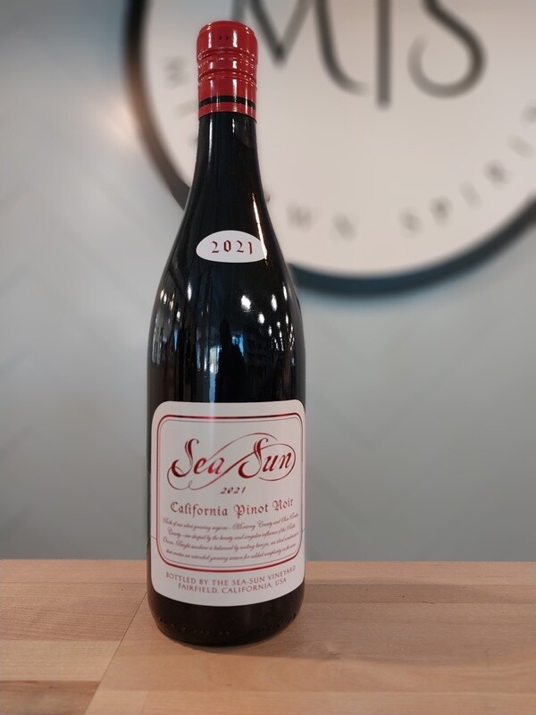 Sea &amp; Sun California Pinot Noir 2021