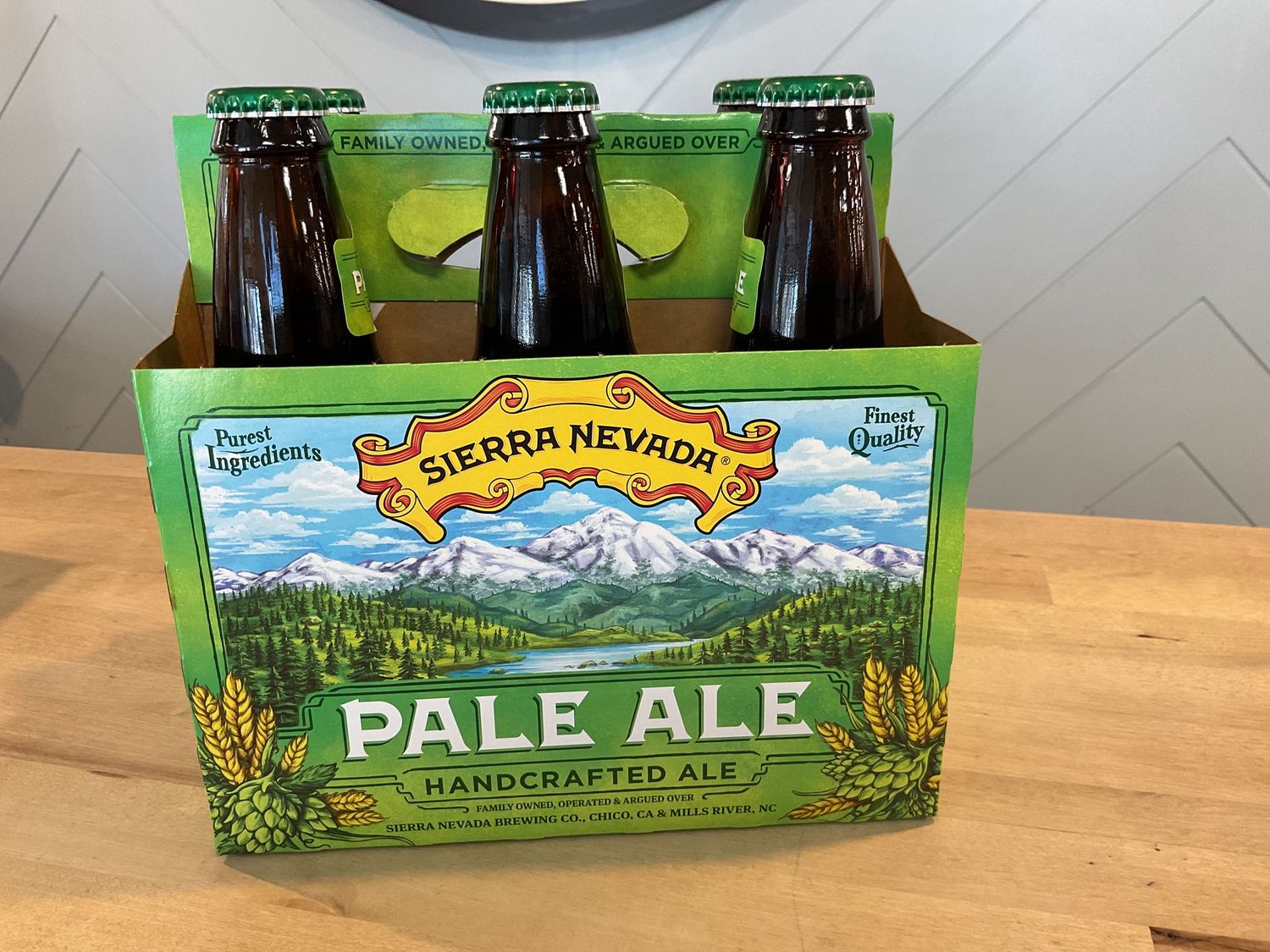 Sierra Nevada Pale Ale 6/12oz bottles