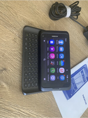 Nokia E7-00 - Smartphone Symbian belle