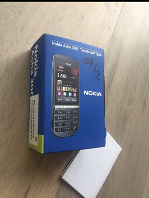 Nokia  Asha 300 - Smartphone