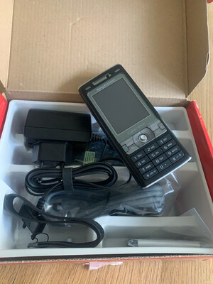 Sony Ericsson  Cyber-shot K800i - Velvet Black