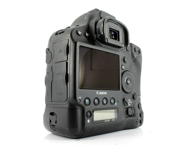 Canon EOS1-DX - 13 000 déclenchement