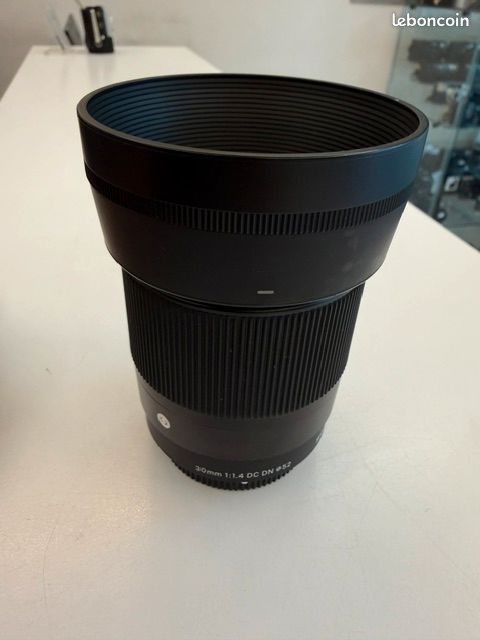 Sigma 30mm f/1.4 DC DN Contemporary Micro 4/3