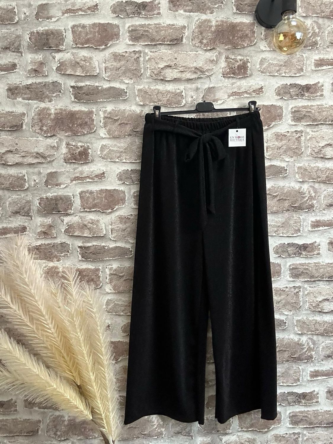 PANTALON PAILLETTES NOIR