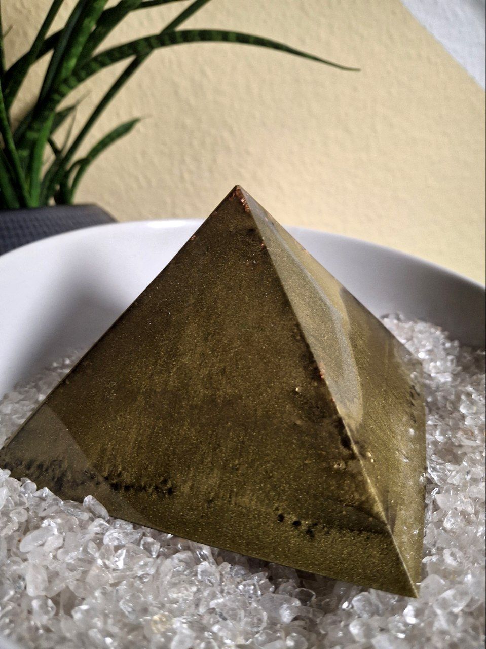 ☀️Schungit-Orgonit-Cheops-Pyramide            schlichte Schönheit☀️
