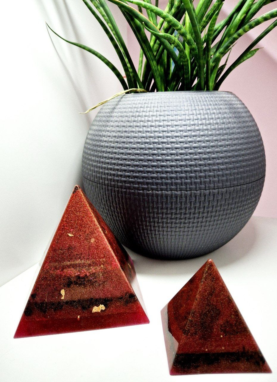 ☀️Schungit-Orgonit-Pyramiden  schlichte Schönheiten☀️