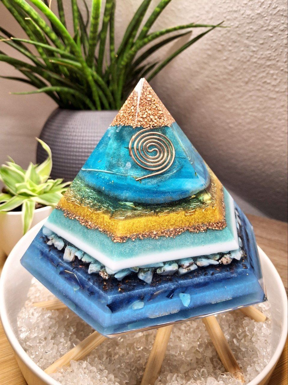 ?Orgonit- Hexagonal-Pyramide?  Celestara