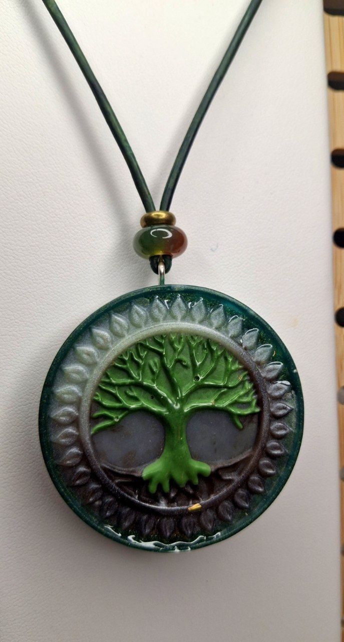 Orgonit-Amulett ? Lebensbaum ?