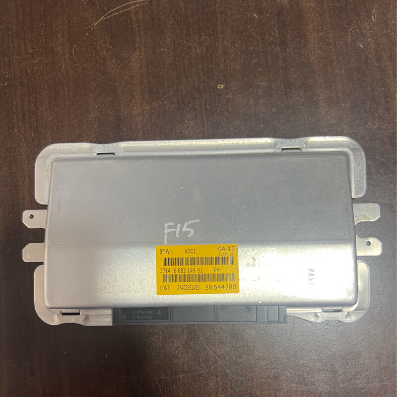 BMW F12, F13, X5 Suspension Control Module- 3714 6883149 Control unit VDC Genuine Product used BMW F12, F13, X5 Suspension Control Module- 3714 6883149 Control unit VDC Genuine Product used