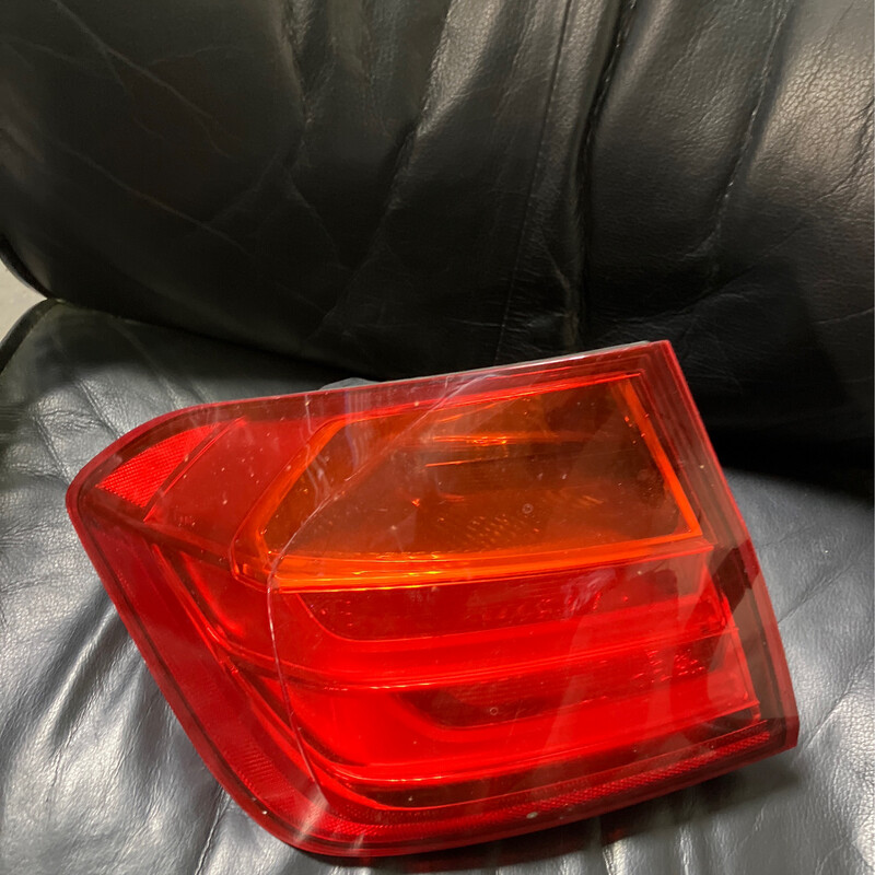 7259893 Backlight F30 Rear Left