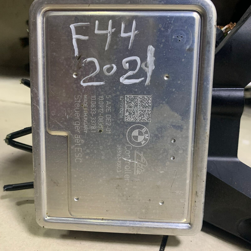 BMW ABS PUMP-F44 5A2EDE2 ABS PUMP F44 228i Genuine Product Used Item