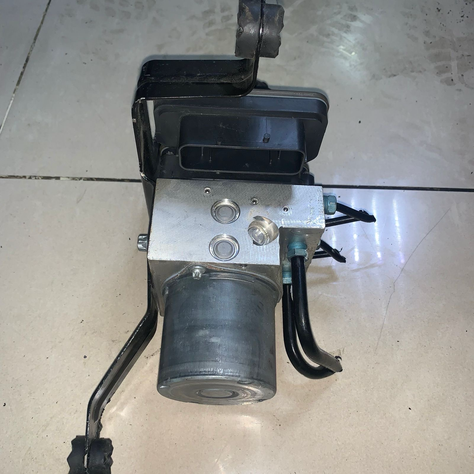 6884729 BMW F15 X5 Abs Pump