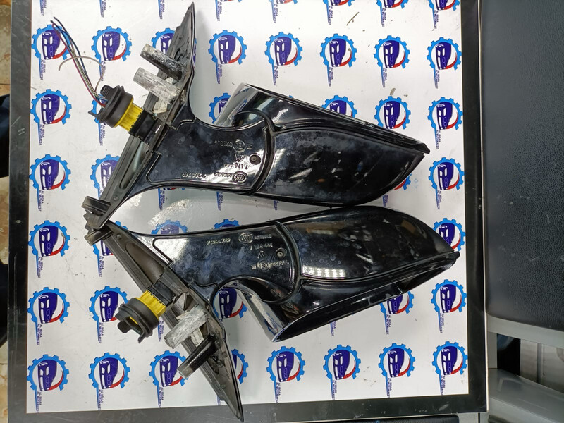 BMW 7 Series F01 Wing Mirror RHD Set Lci Genuine Product used BMW 7 Series F01 Wing Mirror RHD Set Lci Genuine Product used