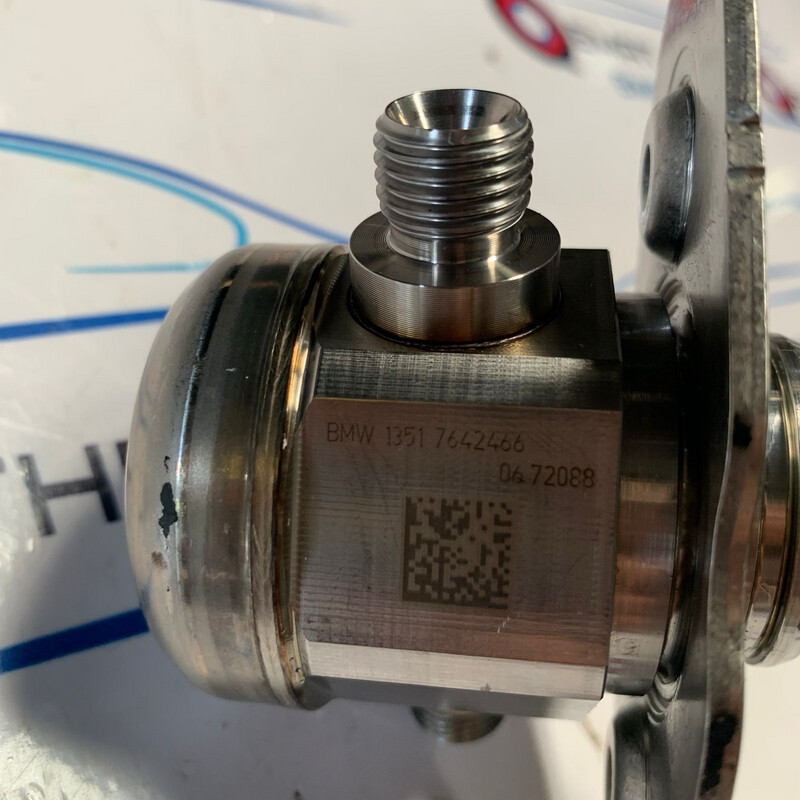 BMW-7642466-Fuel pressure pump B48 B58 Genuine Brand used item
