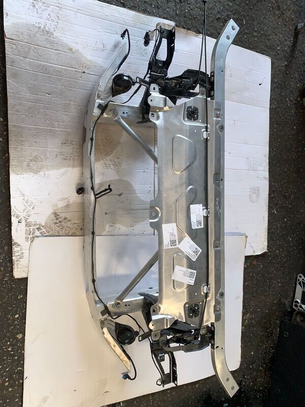BMW panel support G02 X4 2022 Genuine Product used