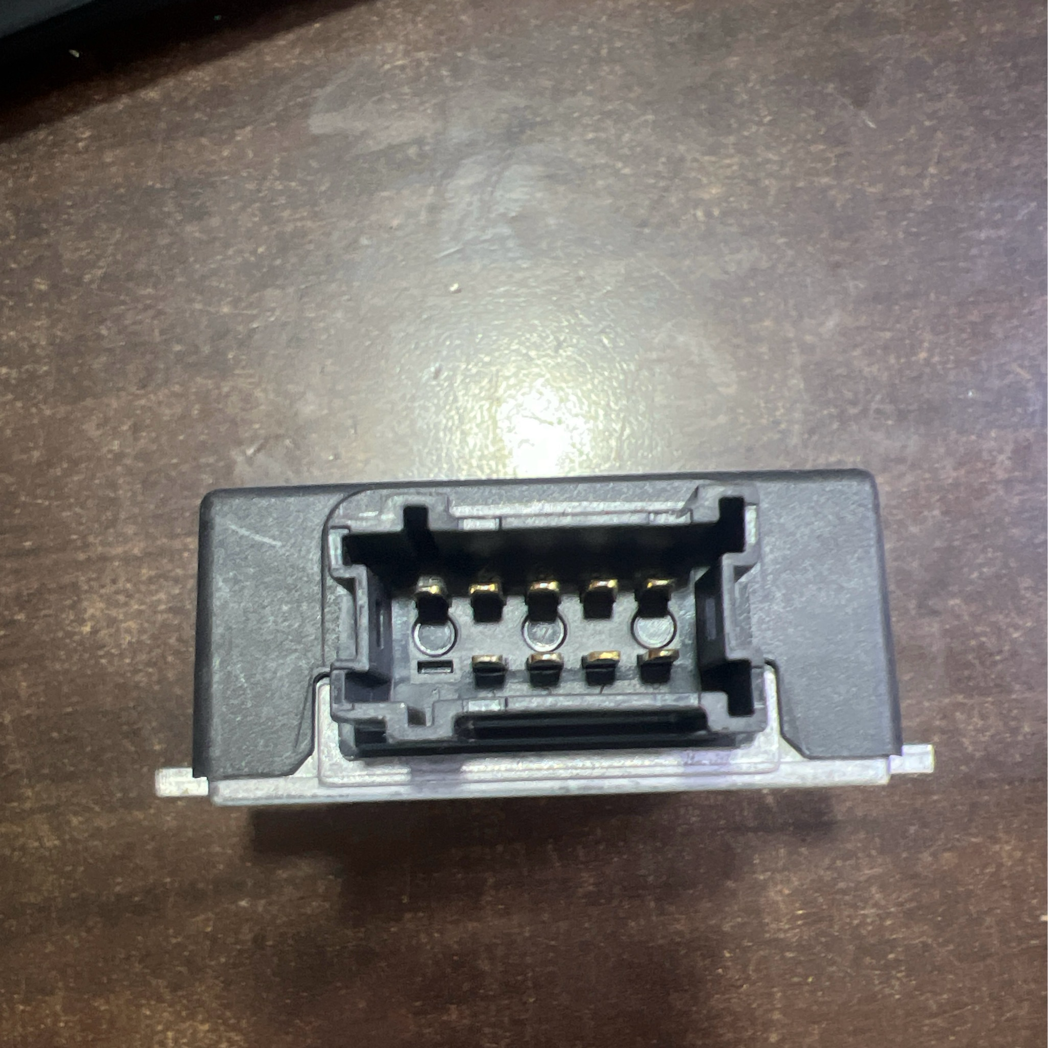 BMW 840I FUEL PUMP CONTROL MODULE UNIT-5A0EEC9 BMW Fuel Pump Control Module