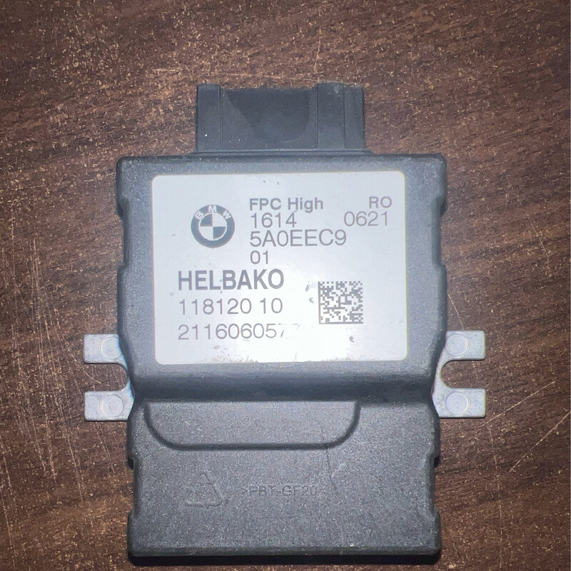 BMW 840I FUEL PUMP CONTROL MODULE UNIT-5A0EEC9 BMW Fuel Pump Control Module BMW 840I FUEL PUMP CONTROL MODULE UNIT-5A0EEC9 BMW Fuel Pump Control Module