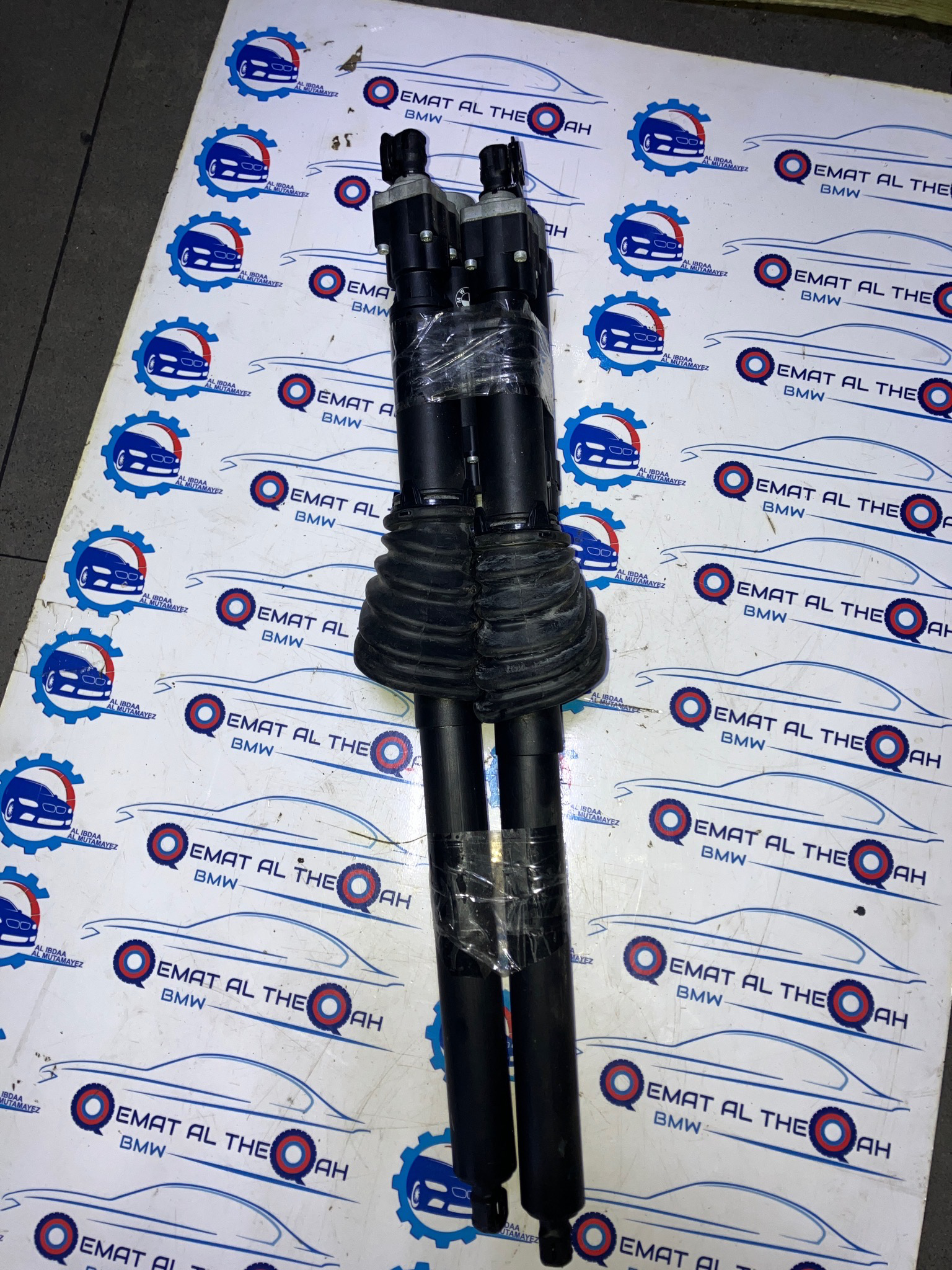 2586401 /2586402 Spindle drive, left And Right