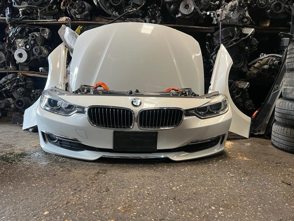 BMW F30 front end 328i 2014 Genuine Product used