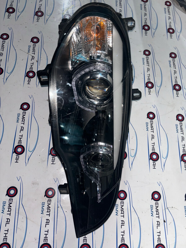 Bmw X5 E70 headlight RHS 2010 xenon