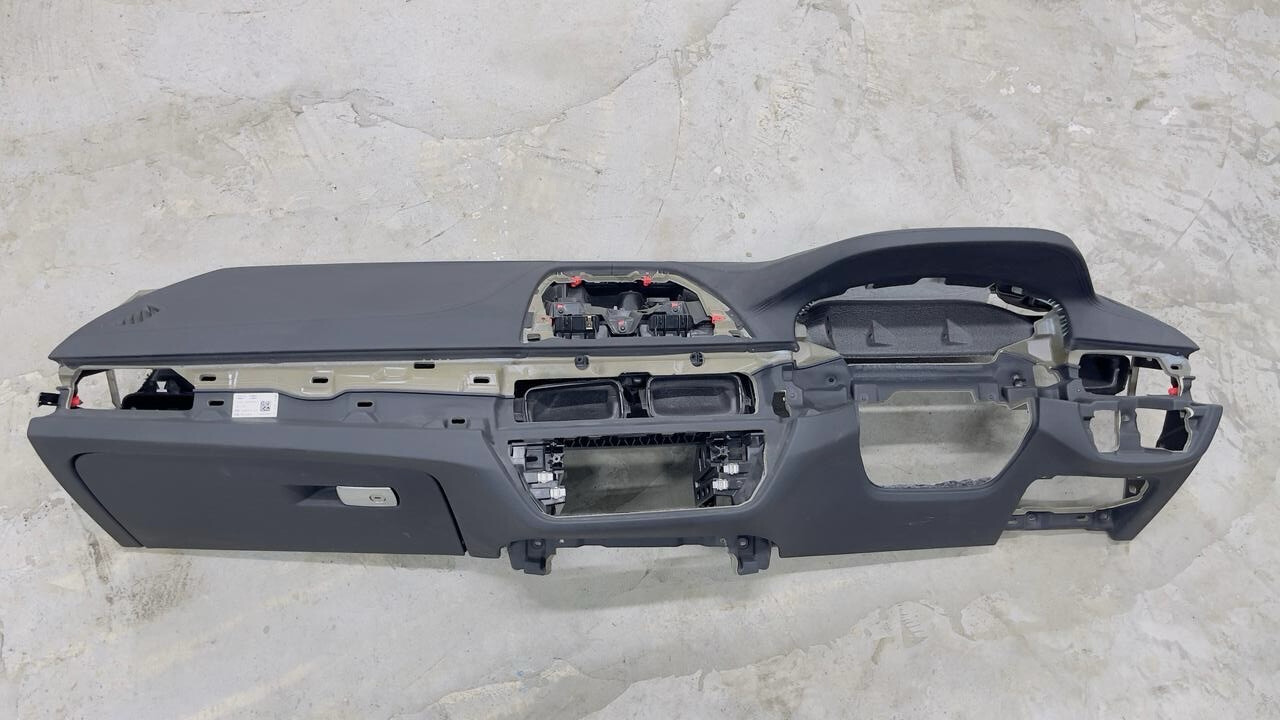 6832914 Dashboard BMW G30 RHD 2020 5 series 