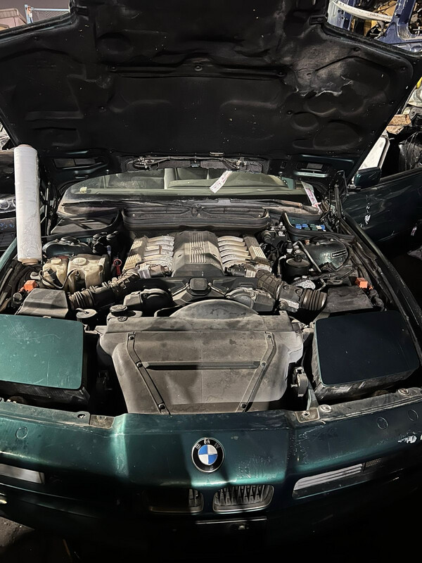 Bmw 850csi 1996 is available for parts contact by email or call 