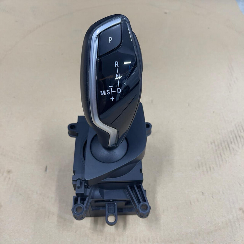 6825826 5 SERIES 2016 TO 2021 BMW G30 RHD GEAR HANDLE 2018