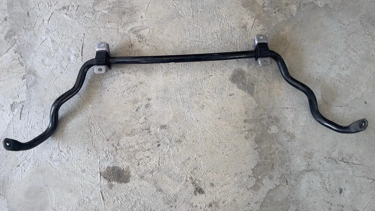 6870666 G05  Stabilizer with rubber joint, front BMW 