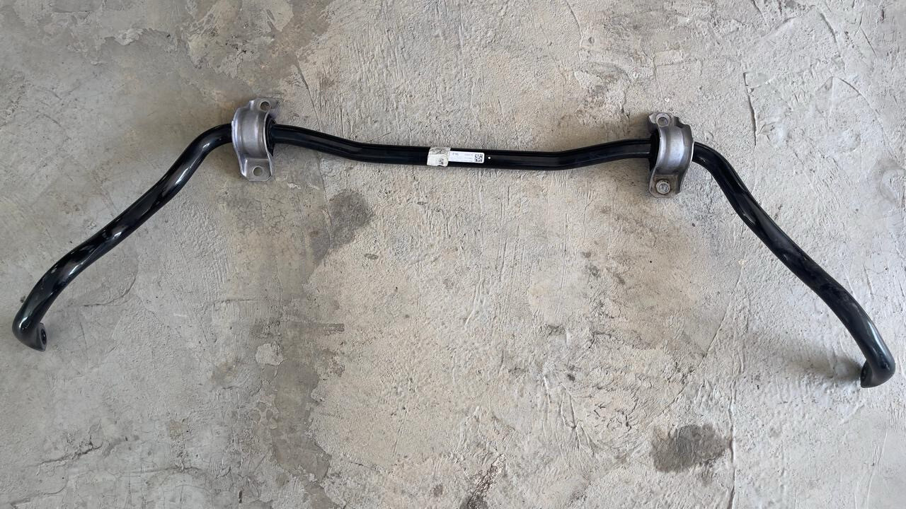 6870666 G05  Stabilizer with rubber joint, front BMW 