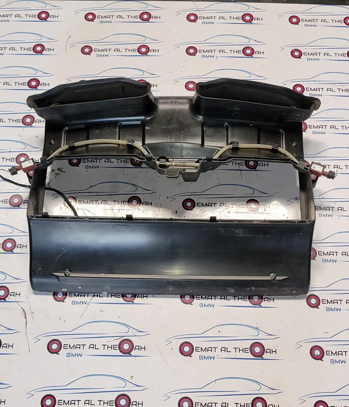 7355434 i8 Air duct 2015 