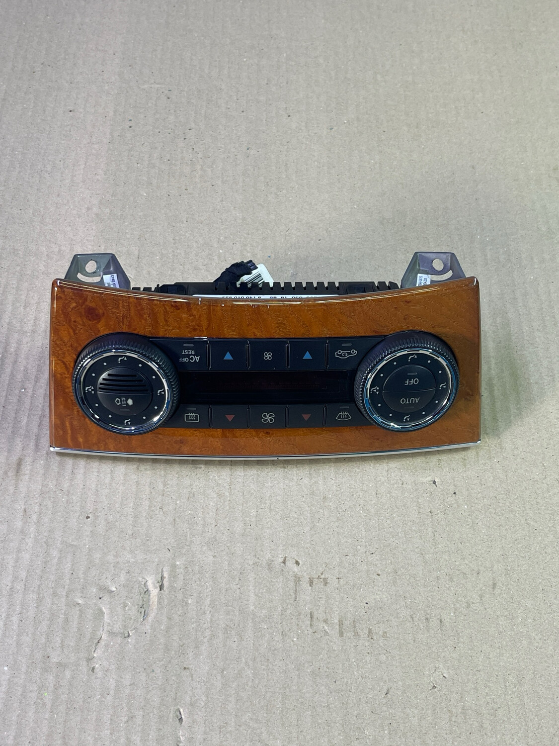 Mercedes-Benz W203 C-Class Air Conditioning Control Unit Heater A2038301985