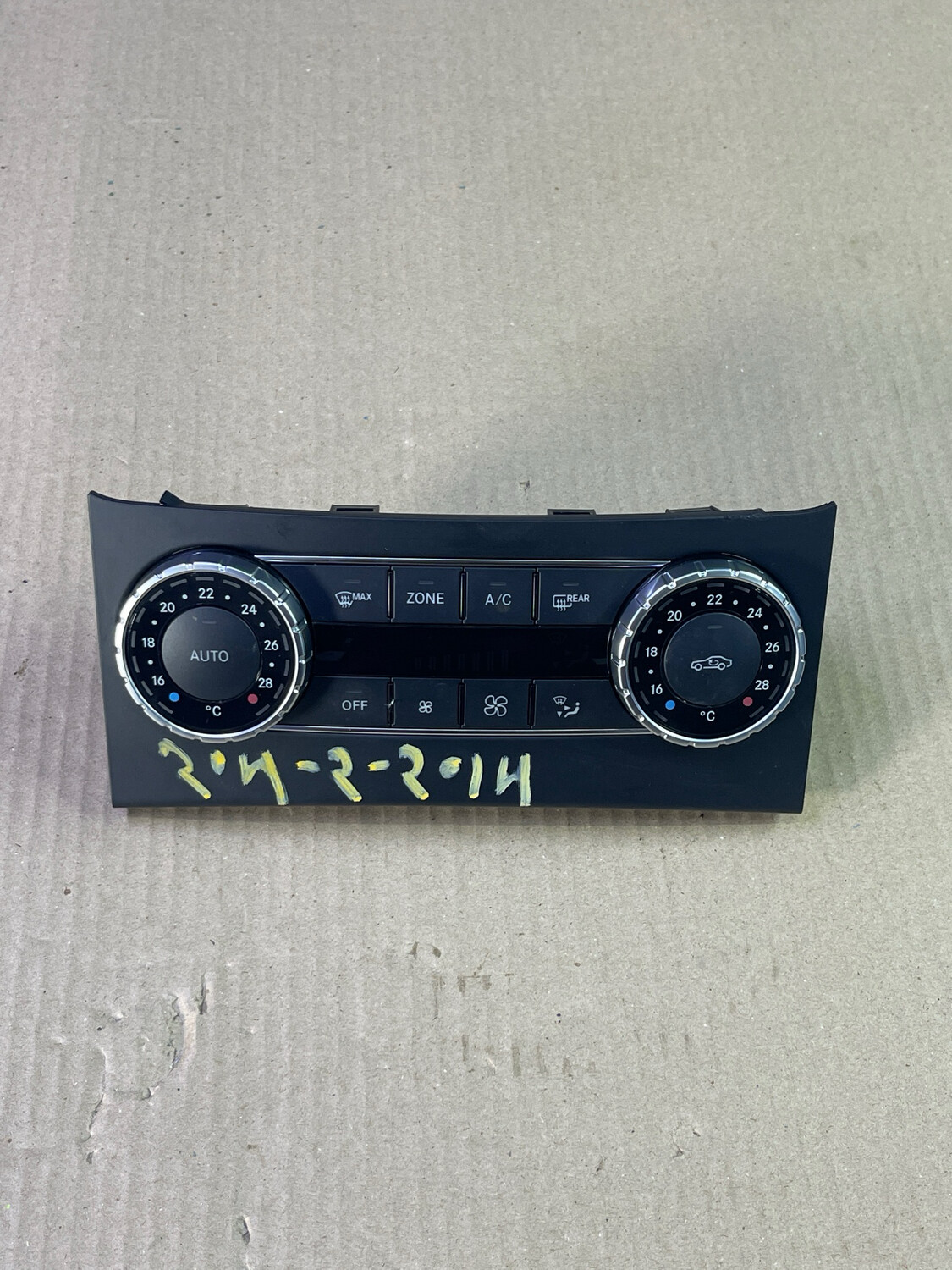 MERCEDES Benz C-E-CLS  W212 W204 W218 AC Climate Control Panel A2049006608