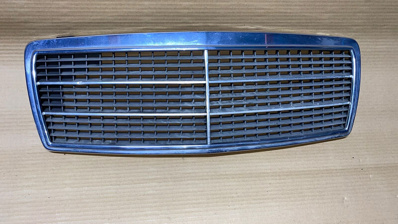 Mercedes benz W202 Front grill 