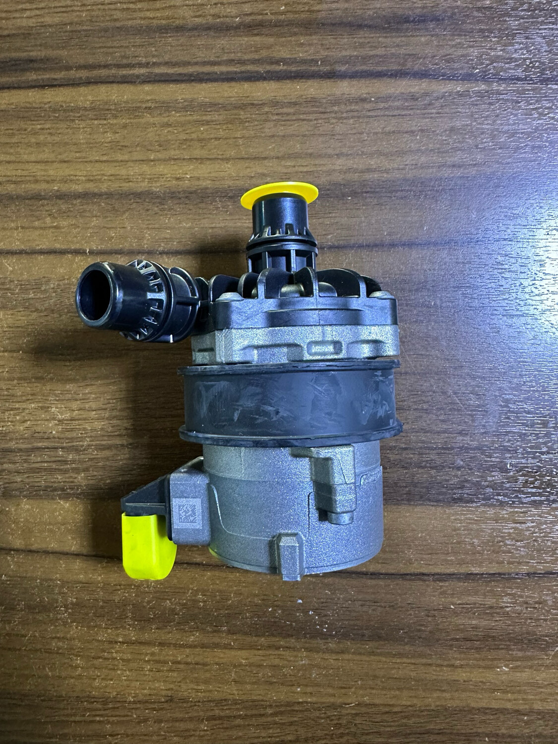 A0005003286 Additional Water Pump original W177 V177 W247 Etc Genuine Product used