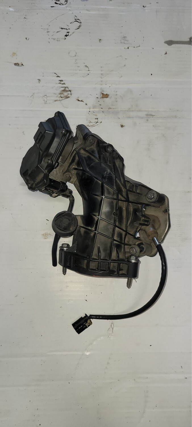 BMW-7810752 N57 ,F10 throttle Diesel 2013 Genuine Brand used item