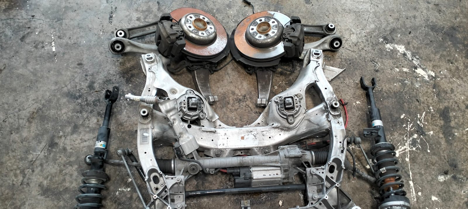 Front axel sets of bmw 520i 528i 2013/2015 RHD 