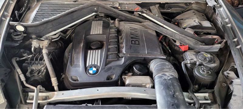 BMW X6 E71 2012 halfcut complete with engine and gearbox 3.0i N54B30A 