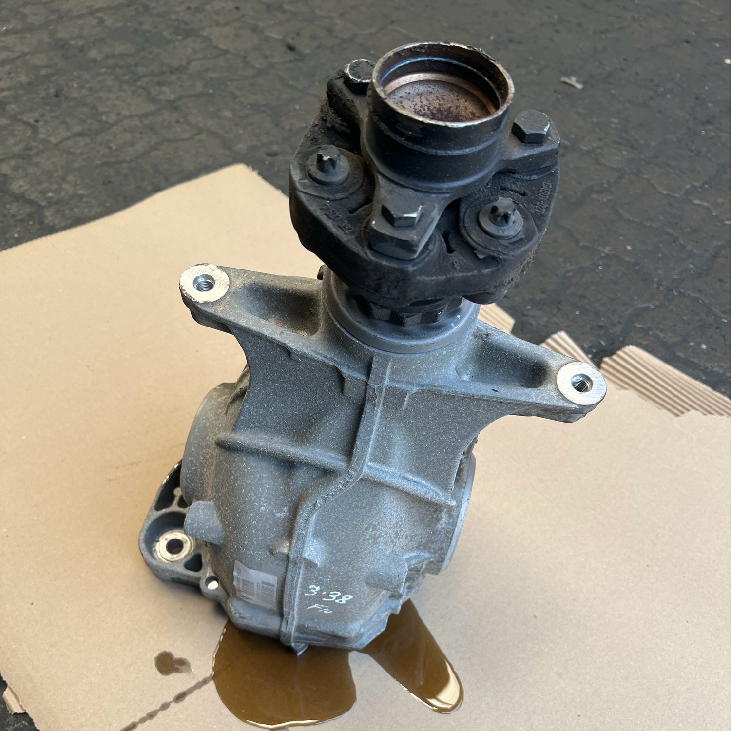 Genuine BMW F10 5 Series 520d Complete Rear Diff Differential 3.38 Ratio 7578149