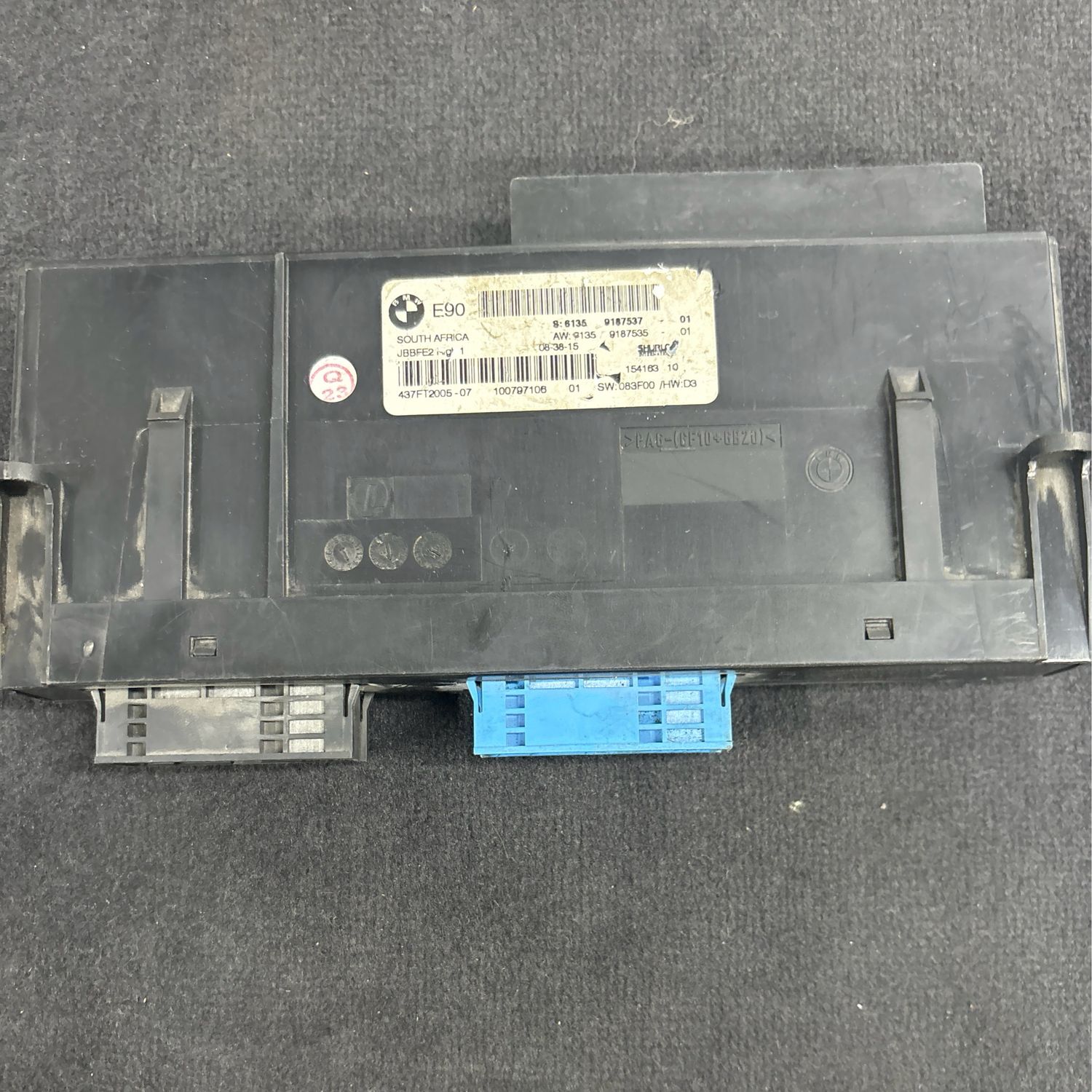 BMW-9187537 E90,3 Series junction box Genuine item used