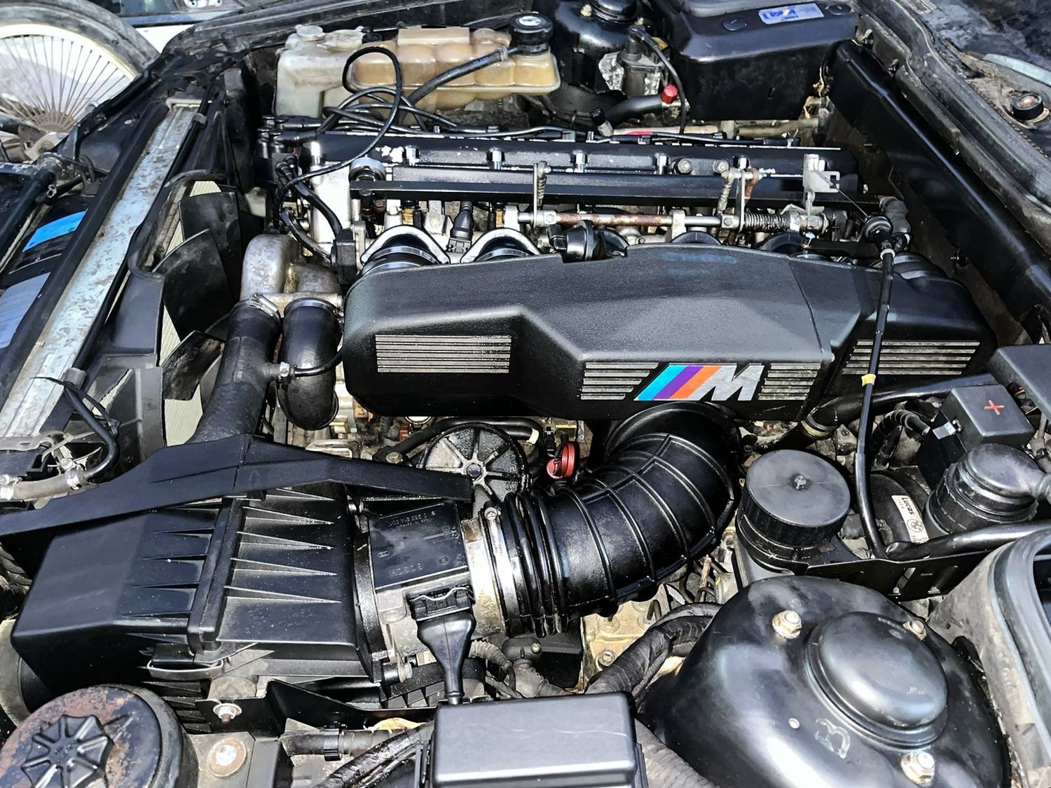 Bmw S38 M5 engine E34 1992 with harness and Ecu and manual transmission Genuine Product used